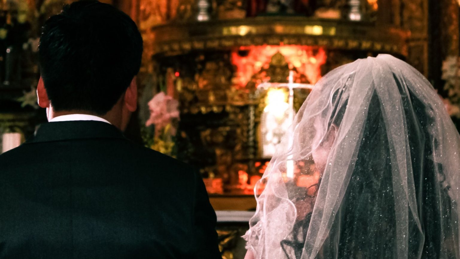 Catholic Prayers for Married Couples | Catholic Truth Society